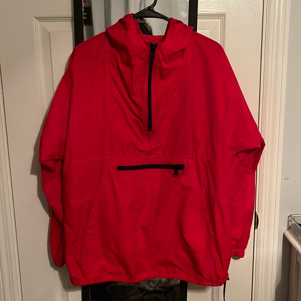 colour: red, size: large, brand: L.L. Bean